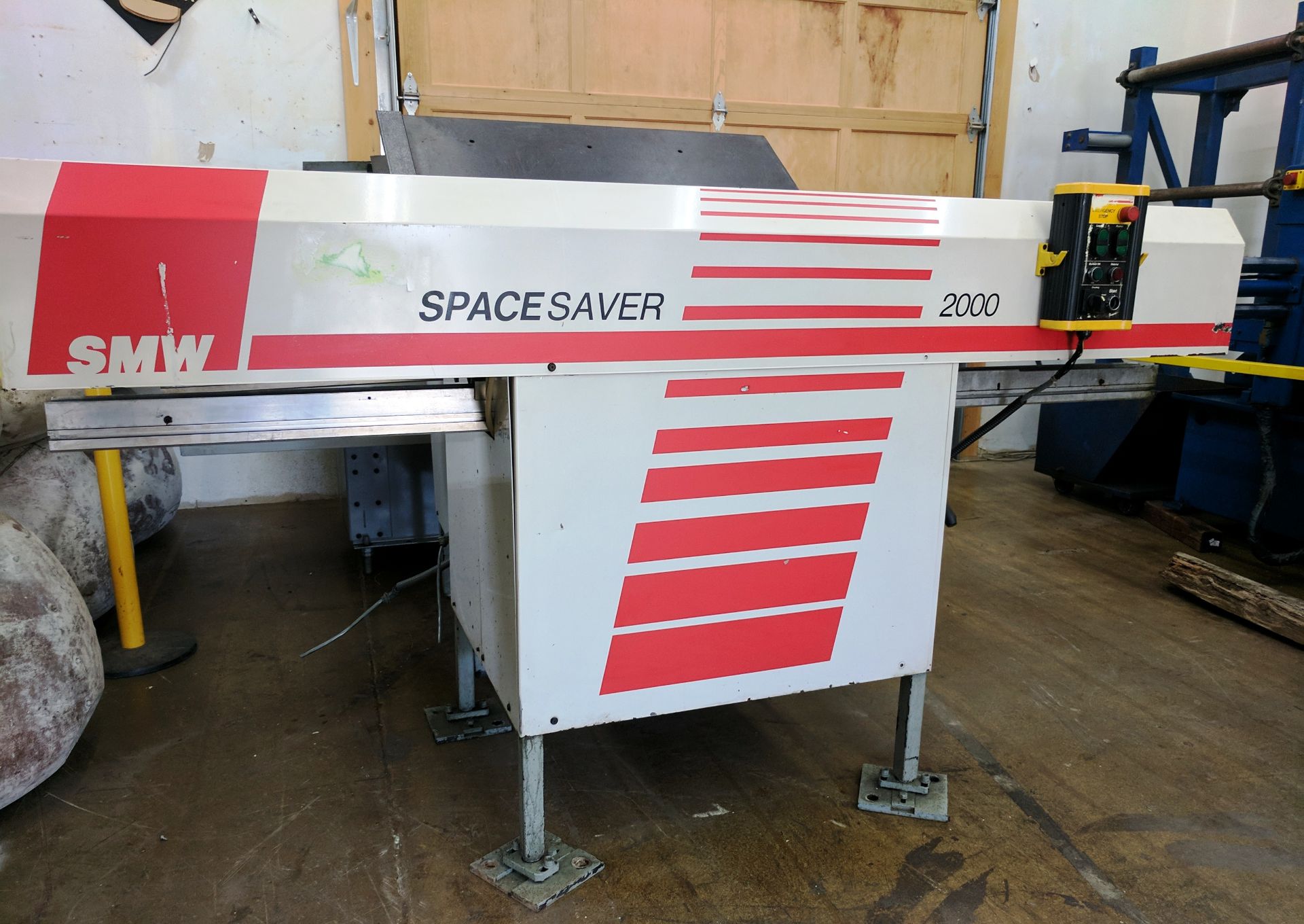 SMW SPACESAVER 2000 AUTOMATIC BAR FEEDER WITH PENDANT CONTROL, S/N: 8.8-728 (LOCATED AT 5476