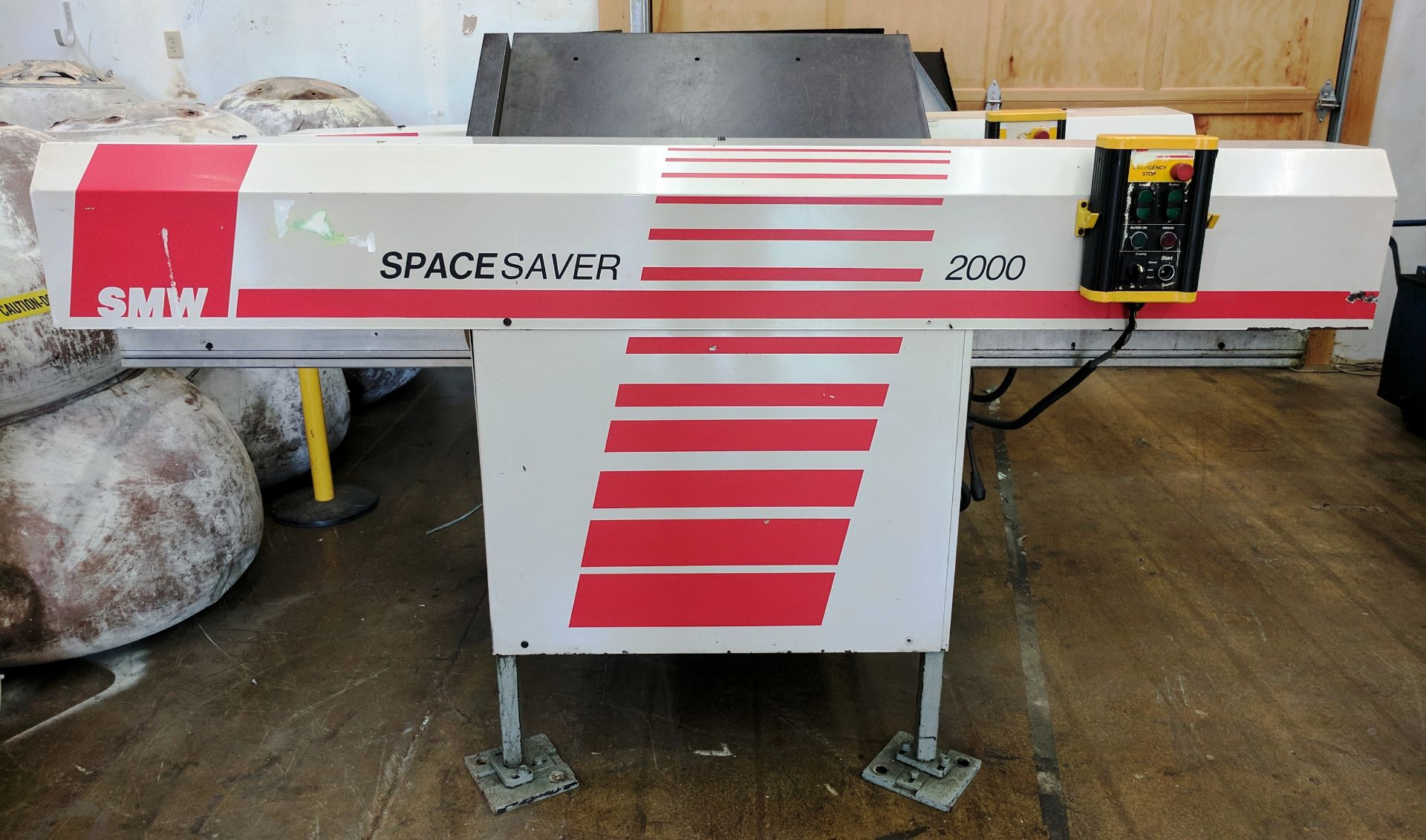 SMW SPACESAVER 2000 AUTOMATIC BAR FEEDER WITH PENDANT CONTROL, S/N: 8.8-728 (LOCATED AT 5476 - Image 2 of 3