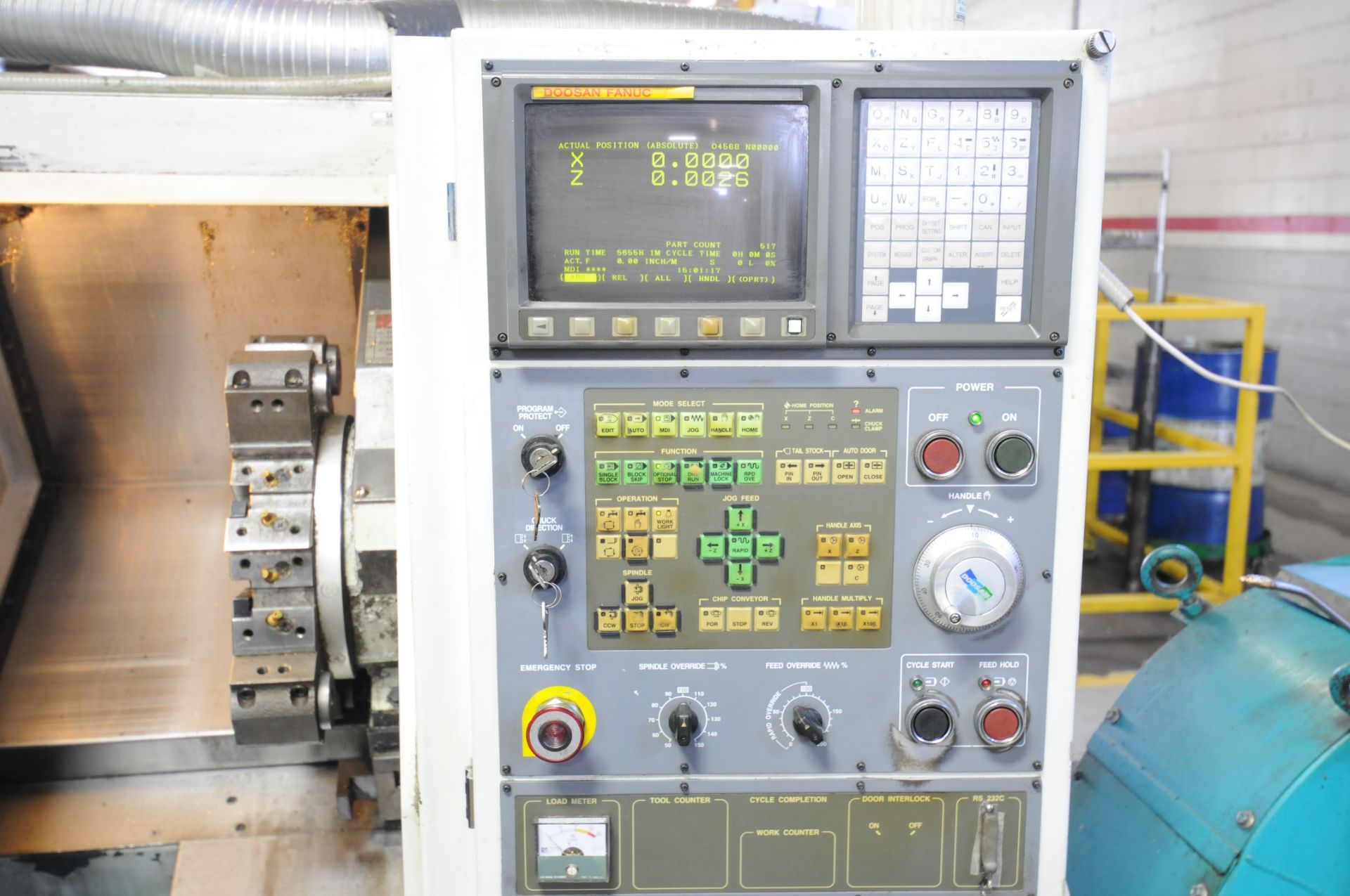 DOOSAN S280N, CNC TURNING CENTER WITH FANUC CNC CONTROL, 18.8" SWING, 16.5" DISTANCE BETWEEN - Image 2 of 9