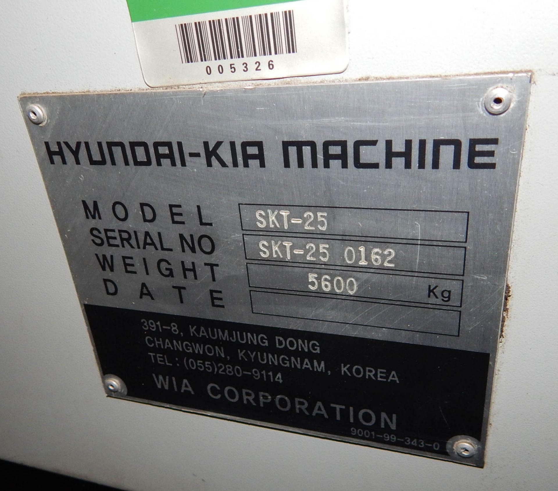 HYUNDAI-KIA (2006) SKT-25 CNC TURNING CENTER WITH FANUC OI-TC CNC CONTROL, 25.59" SWING, 19.68" - Image 3 of 4