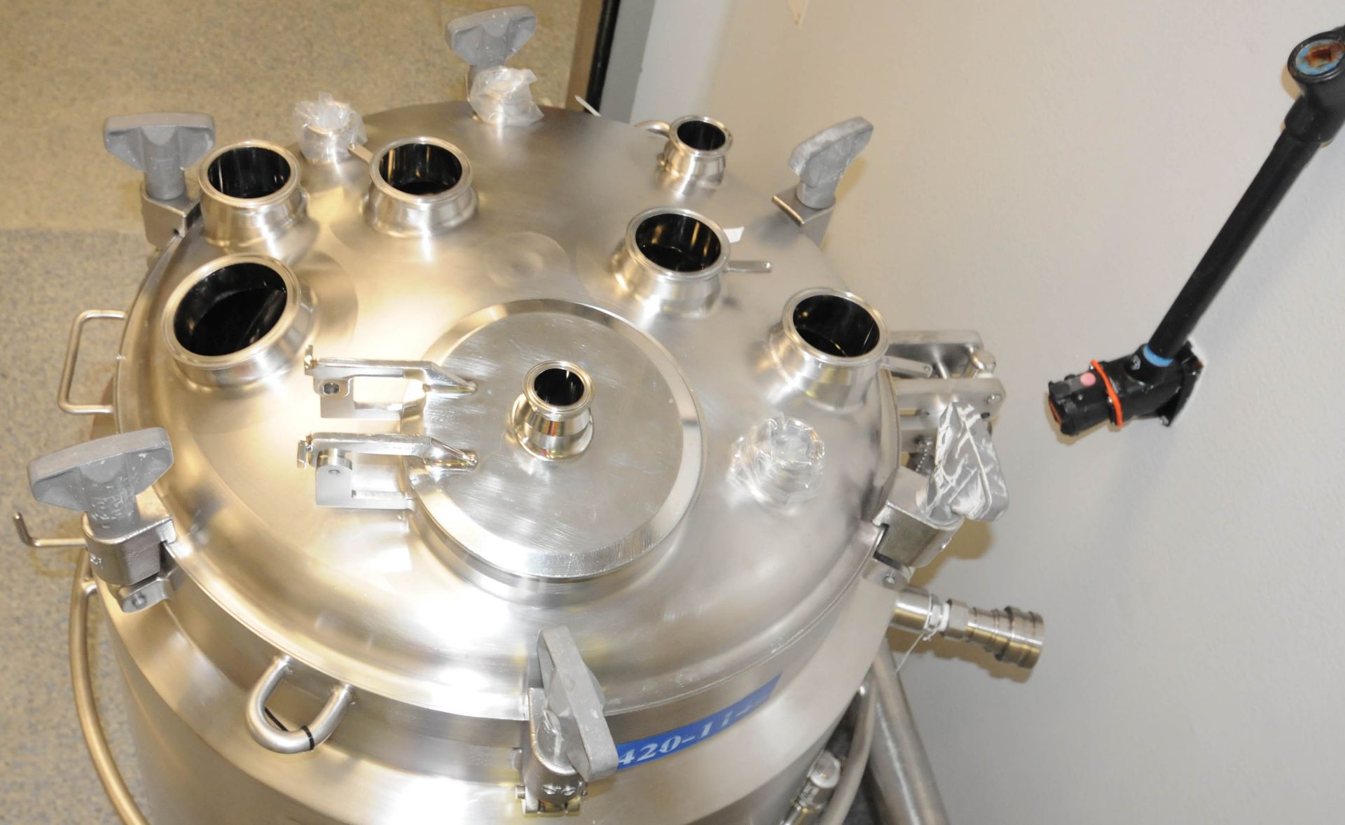 DCI (2009) AHF-M NANO PORTABLE JACKETED STAINLESS STEEL REACTOR VESSEL WITH 200 LITER CAPACITY, - Image 7 of 11