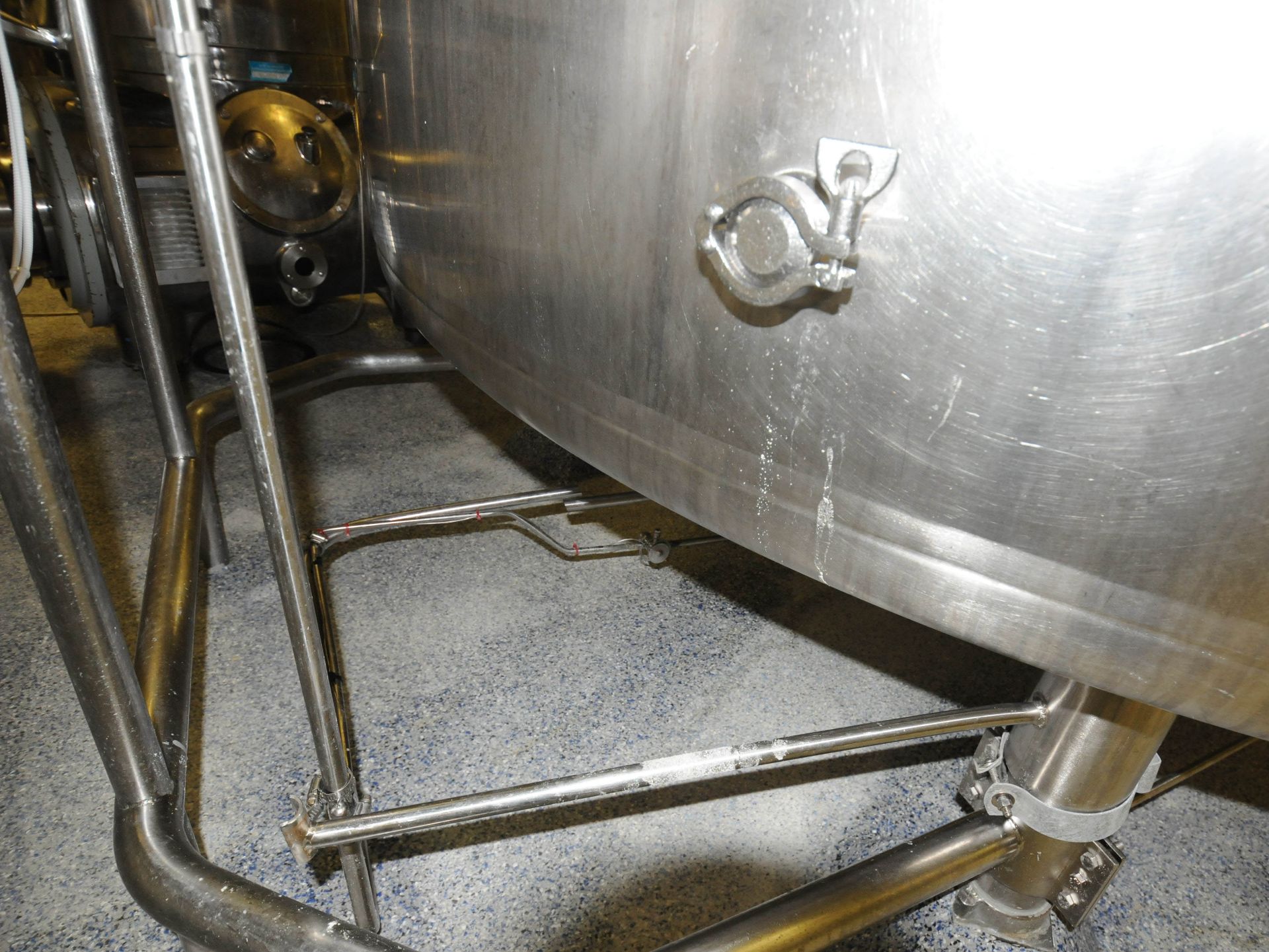 MUELLER T#21 STAINLESS STEEL JACKETED MIXING TANK WITH 6000 LITER CAPACITY, 25 PSIG - Image 4 of 8