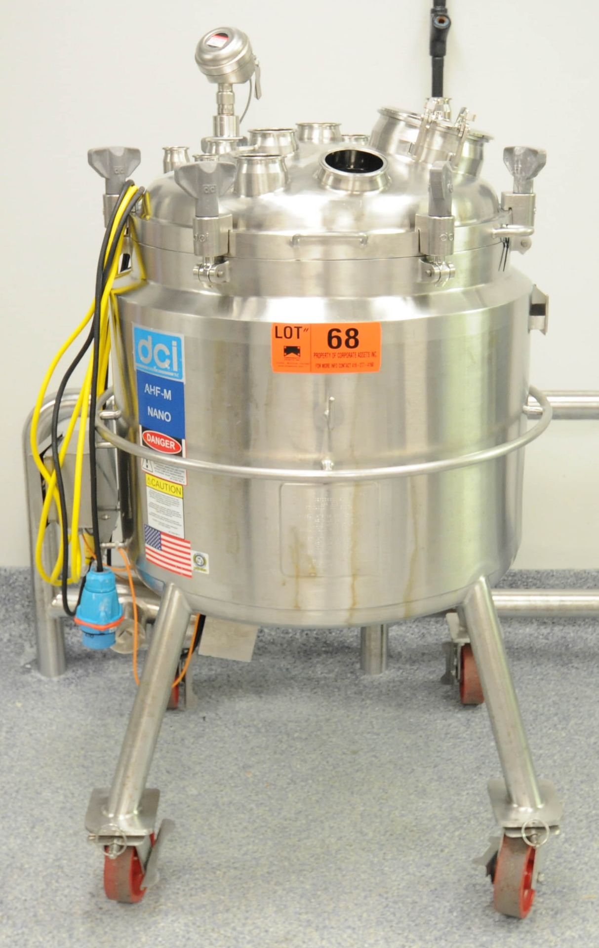 DCI (2009) AHF-M NANO PORTABLE JACKETED STAINLESS STEEL REACTOR VESSEL WITH 200 LITER CAPACITY,