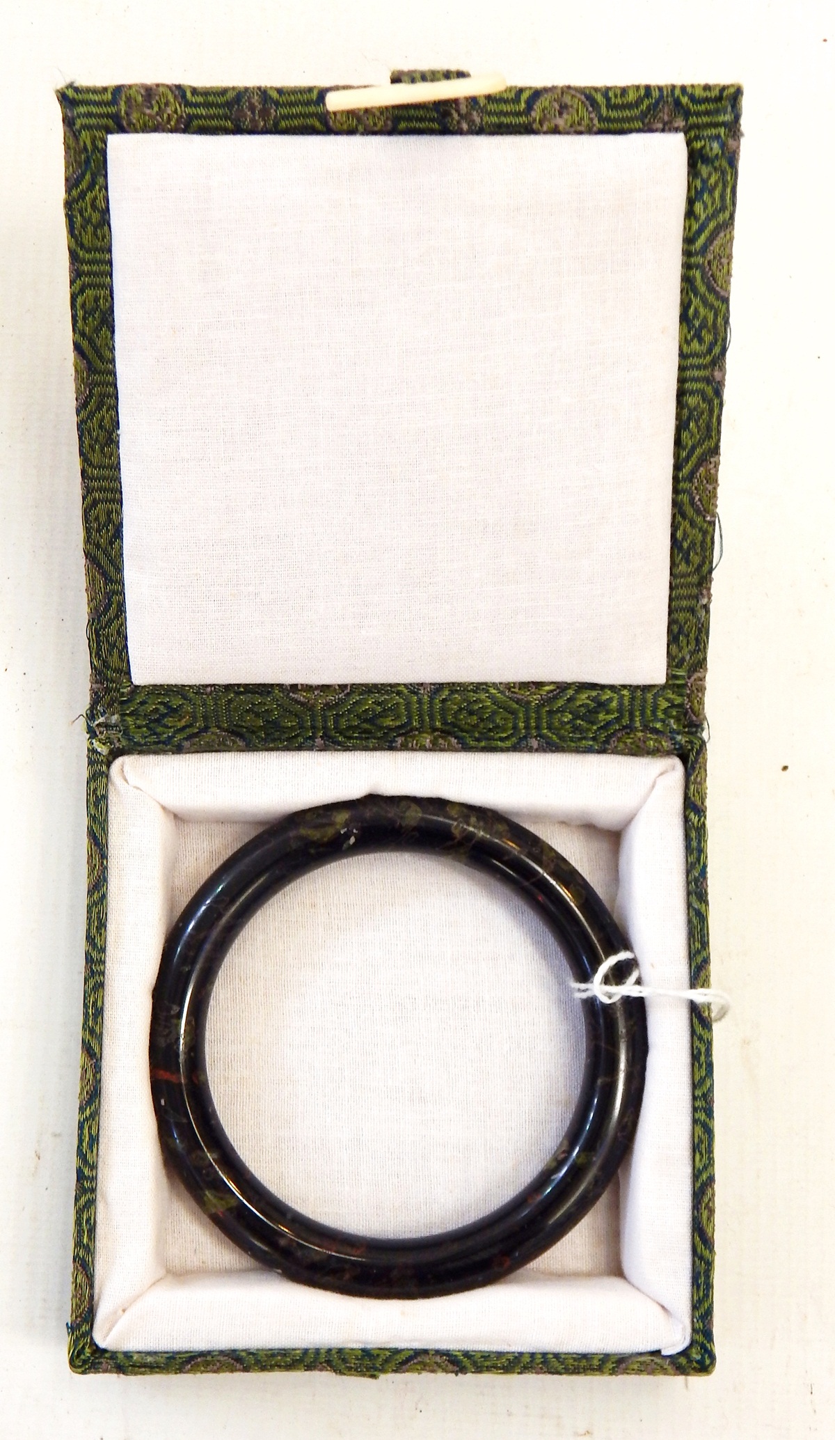 Jade bangle,