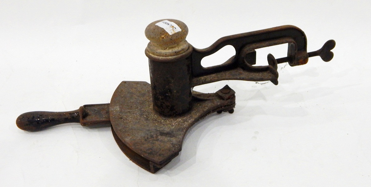 Metal marmalade cutter with clamp fitting and a Remington portable compact typewriter - Image 2 of 2