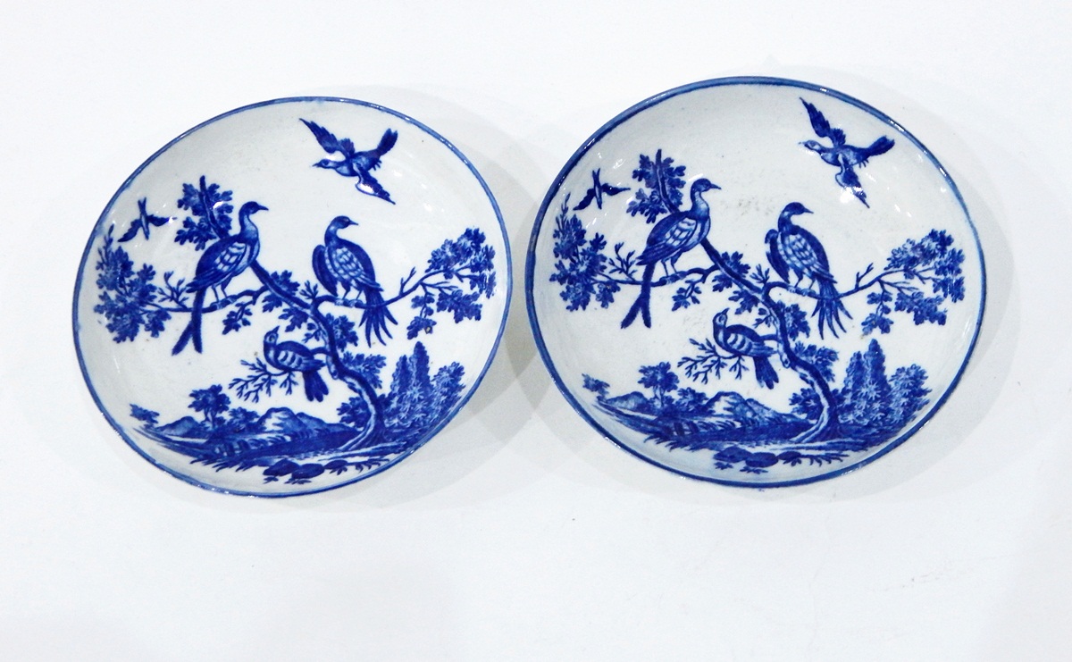 Pair of 18th century blue and white tea bowls and saucers, probably Worcester, - Image 2 of 2