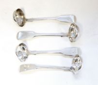 Set of four Victoriain Scottish silver sauce ladles, fiddle pattern, Edinburgh 1854,