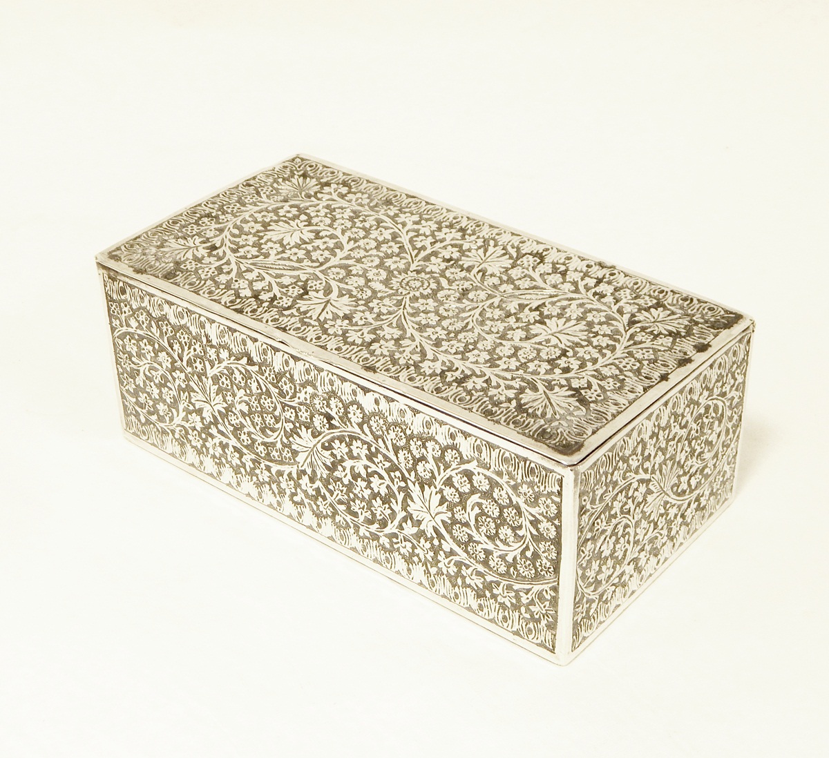 Indian silver cigarette box, rectangular,