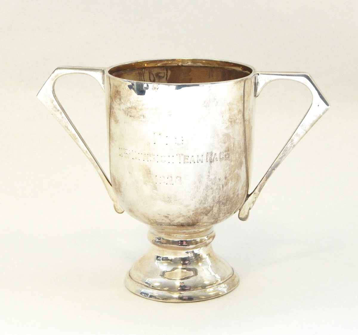 Silver two-handled trophy by H Phillips, London 1928 with presentation inscription, - Image 4 of 4