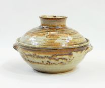 Ray Finch Winchcombe reduced salt glaze lidded rice bowl with iron slip, stamped to base,