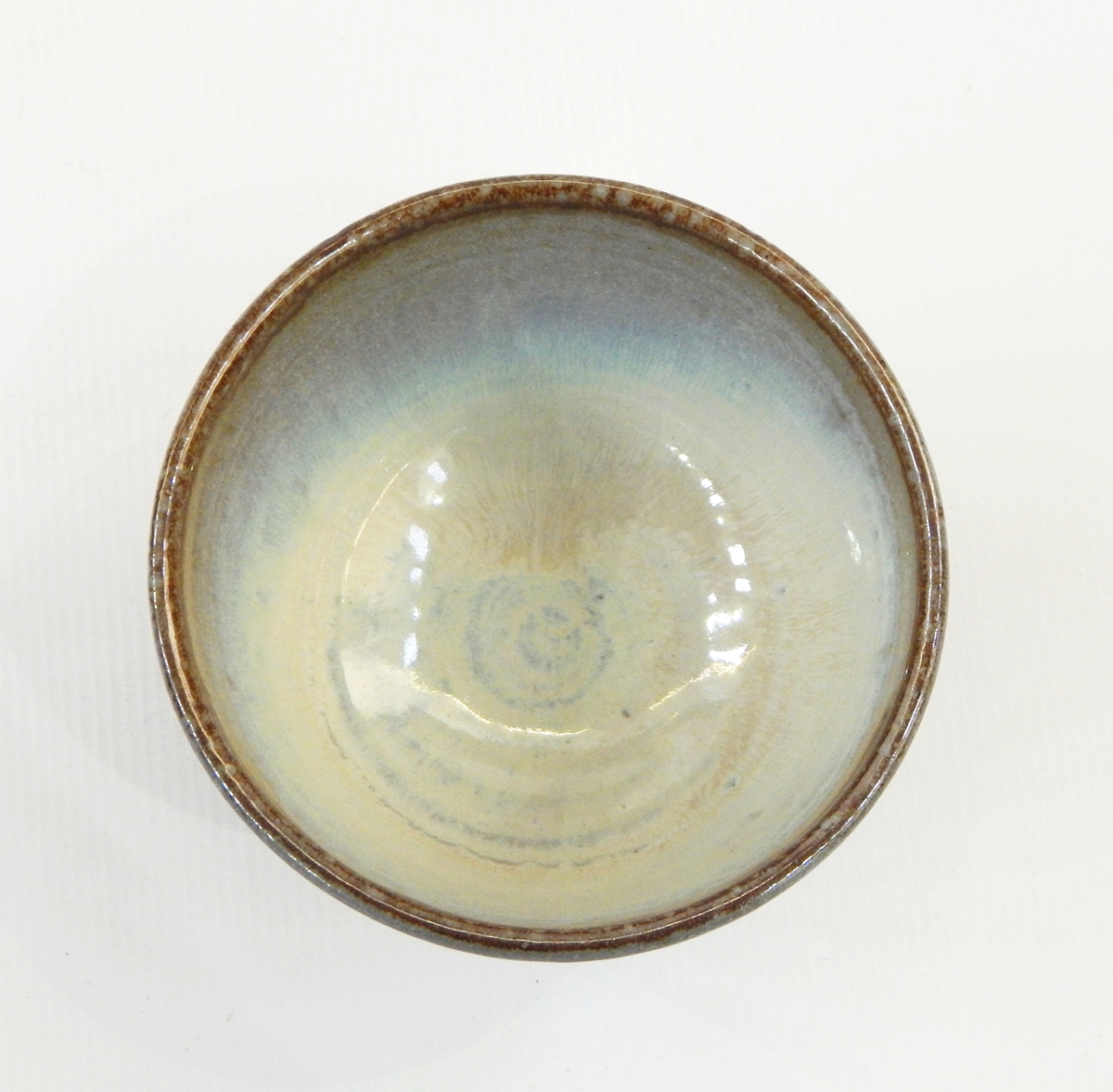 Ray Finch Winchcombe salt glazed tea bowl, stamped to base, - Image 3 of 4