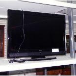 Technika flatscreen television with remote