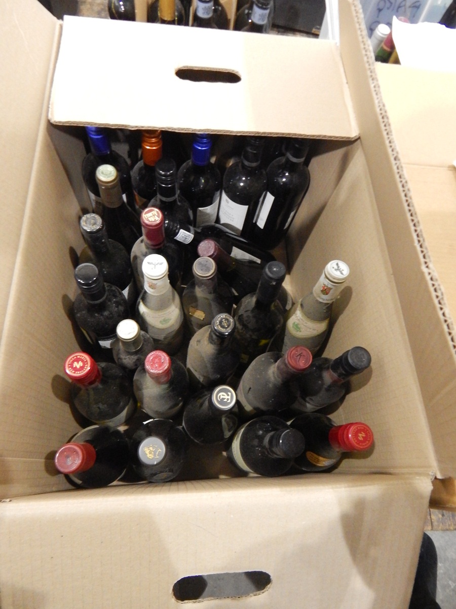 Two boxes of mixed wine including European and American