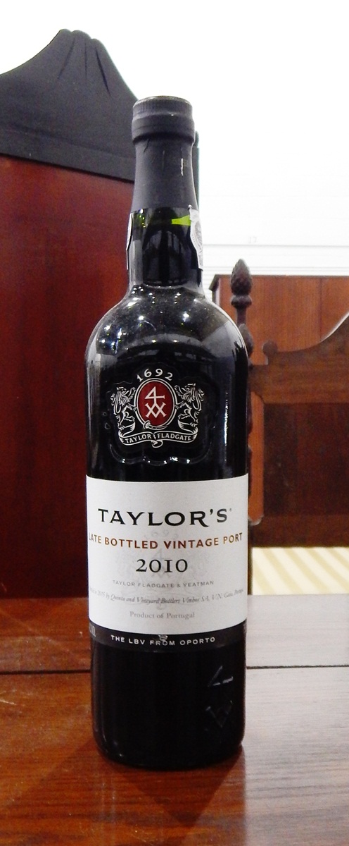 18 bottles late bottled and other reserved port to include Taylor, Dow, Croft, etc.