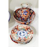 Quantity of Japanese Imari patterned plates, bowl, vase, etc.