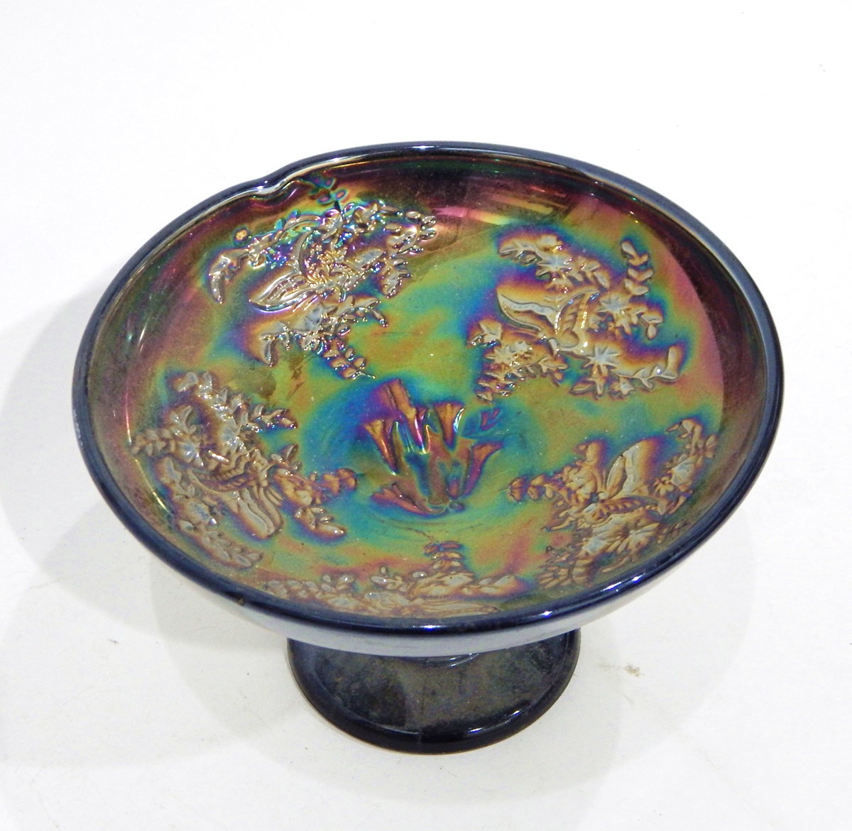Carnival glass pedestal bowl decorated in the 'Butterfly Bush' pattern, 24cm diameter, - Image 2 of 5