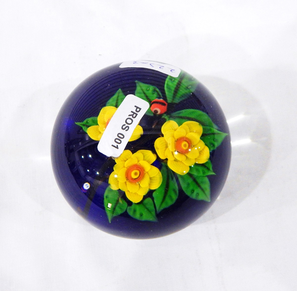 Glass paperweight by John Deacons, - Image 4 of 4