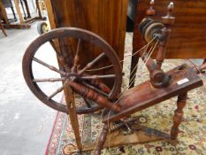 Late 19th century spinning wheel