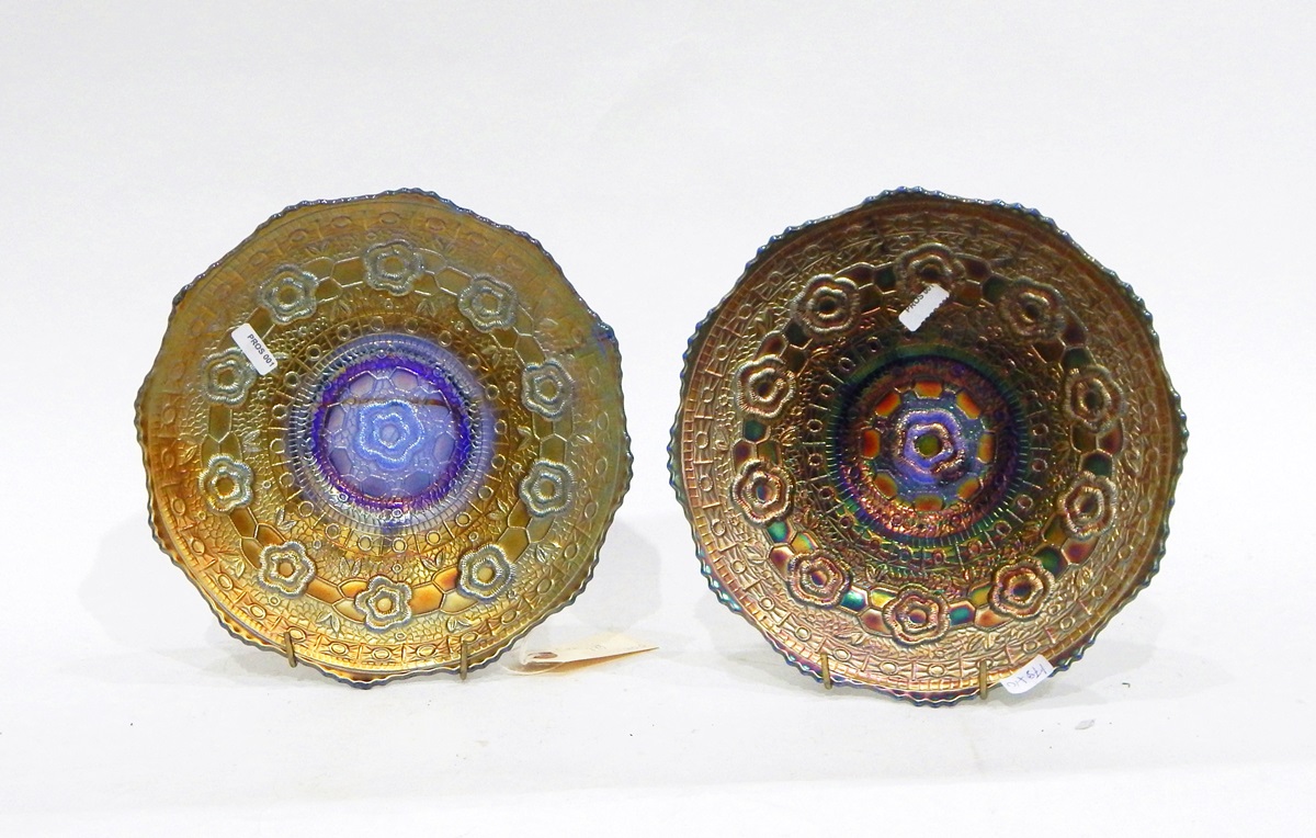 Three items of carnival glass in the 'Persian Medallion' pattern, - Image 4 of 7