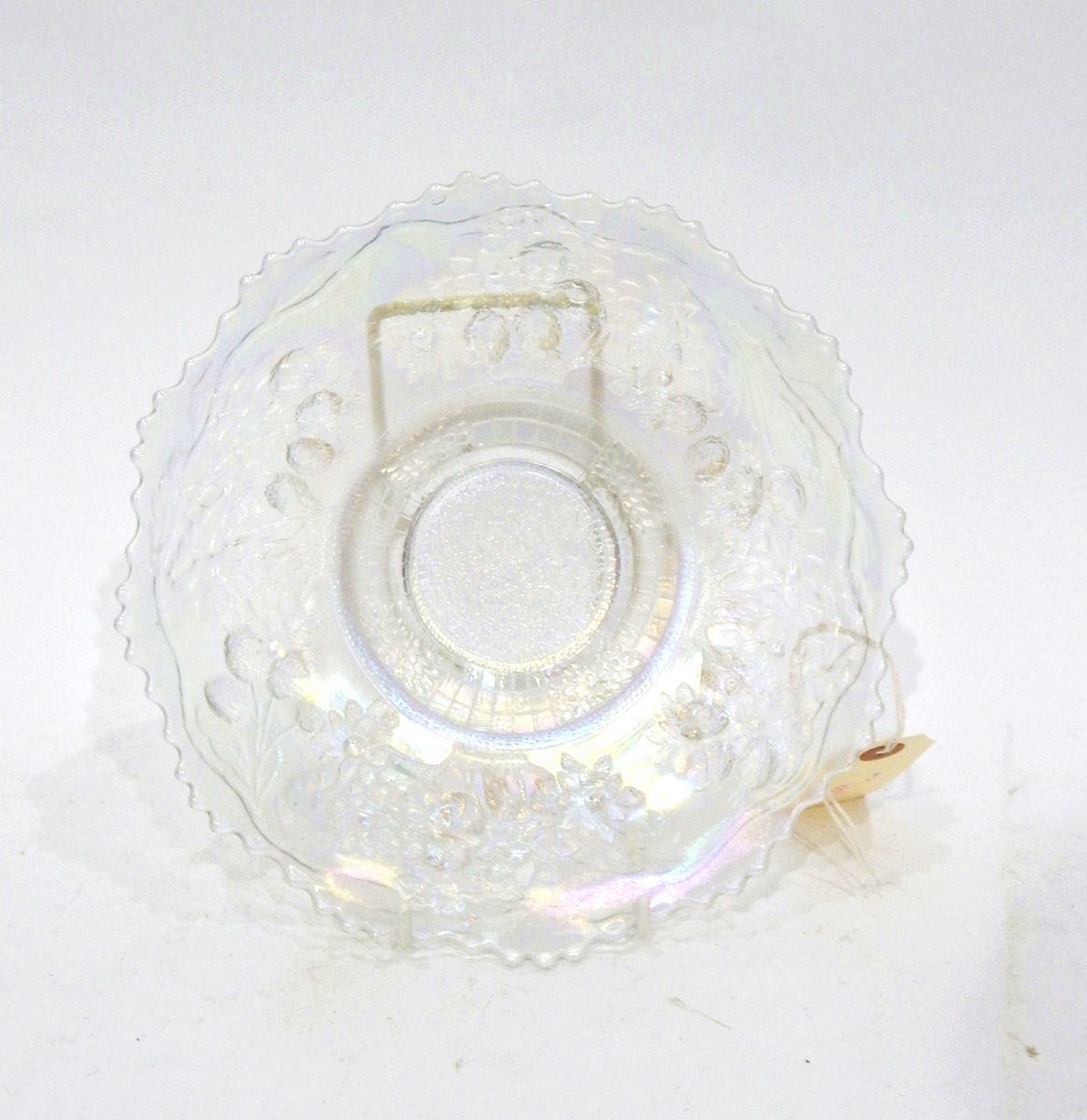 Five items of white carnival glass to include a plate by Fenton, in the 'Orange Tree' pattern, - Image 6 of 6