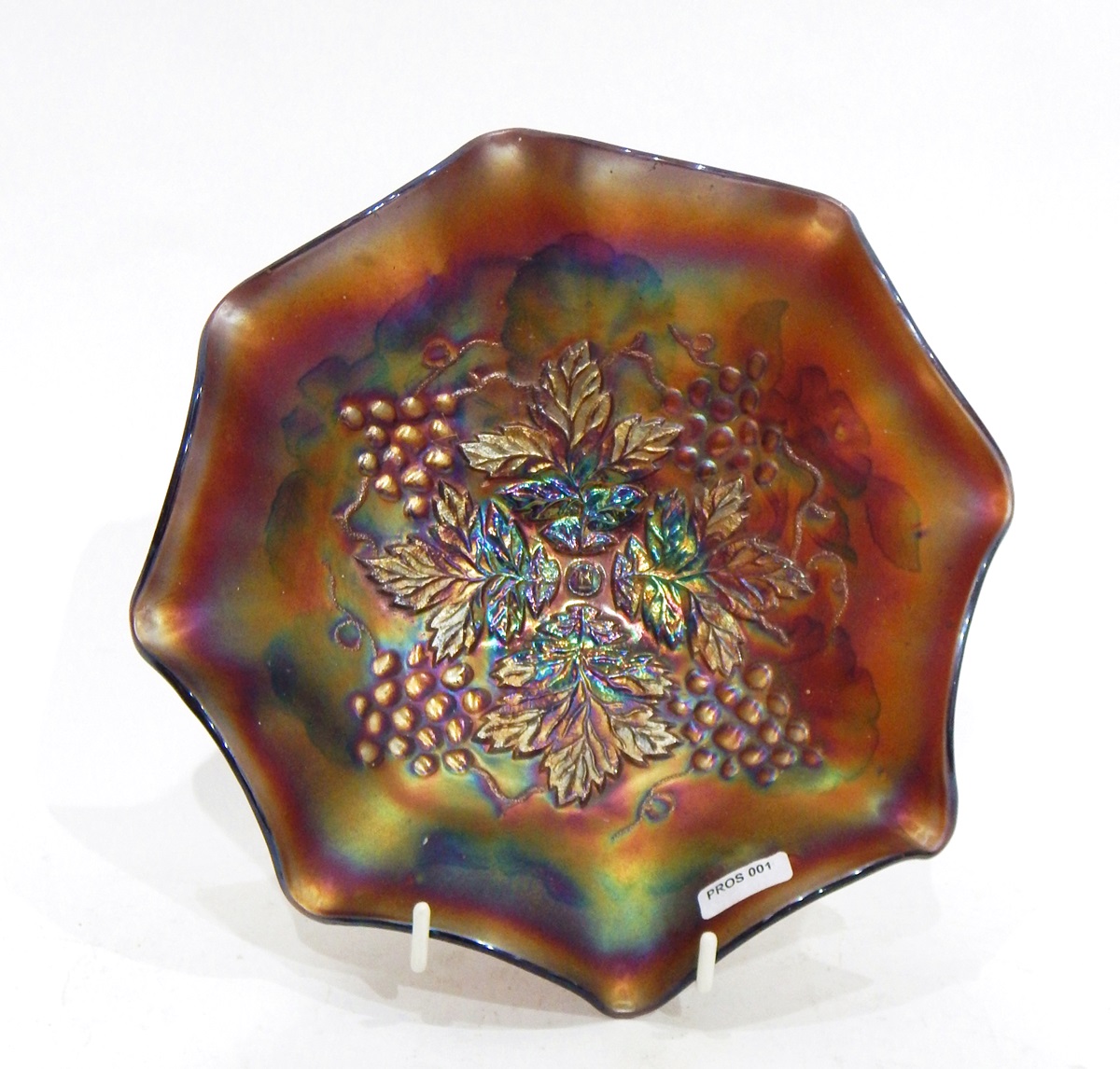 Amethyst carnival glass dish in the 'Grape and Cable' pattern, 23cm wide, - Image 5 of 6