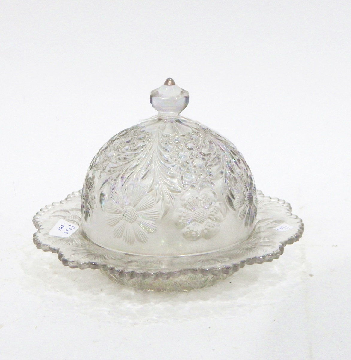 Five items of white carnival glass to include a plate by Fenton, in the 'Orange Tree' pattern, - Image 5 of 6