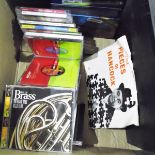 Quantity of CDs and long playing records,