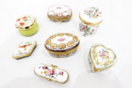 Quantity of porcelain and enamel trinket boxes including Aynsley 'Pembroke' pattern, etc.