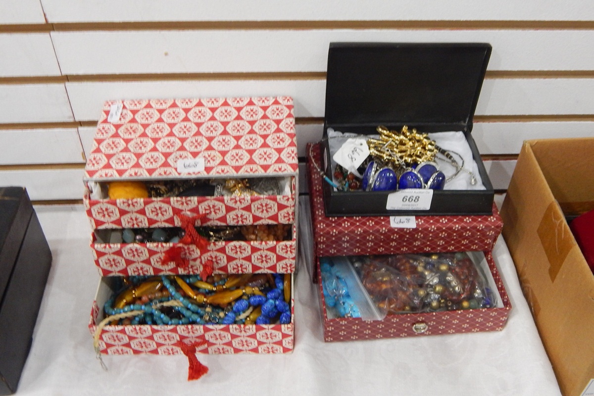 Quantity of costume jewellery to include bead necklaces,