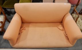 Two-seater upholstered settee