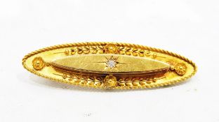 Victorian 15ct gold brooch of oval form,