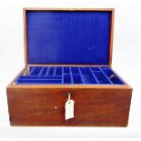 Mahogany flatware chest fitted with a single pull-out baize-lined drawer,