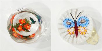 John Deacons clear glass paperweight with faceted windows, lampwork hummingbird and flower,