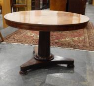 19th century mahogany breakfast table with circular top,
