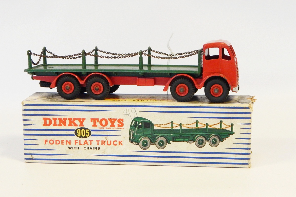 Dinky Foden Flat truck with chains, No.