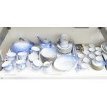 Bing and Grondahl porcelain part tea/coffee set, Seagull pattern, comprising cups and saucers,