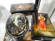 Kholui Russian lacquer box of oval form,