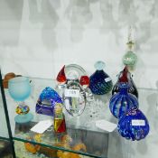 Quantity of decorative glass including Selkirk glass paperweight, other decorative paperweights,
