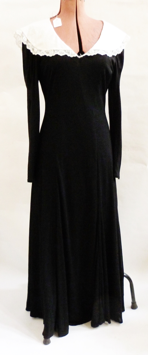 Magdalen Jebb 1980's silk evening suit with full-length skirt, bodice with peplum, puffed sleeves, - Image 4 of 4