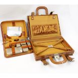 Vintage travelling case with fittings but no fitments,