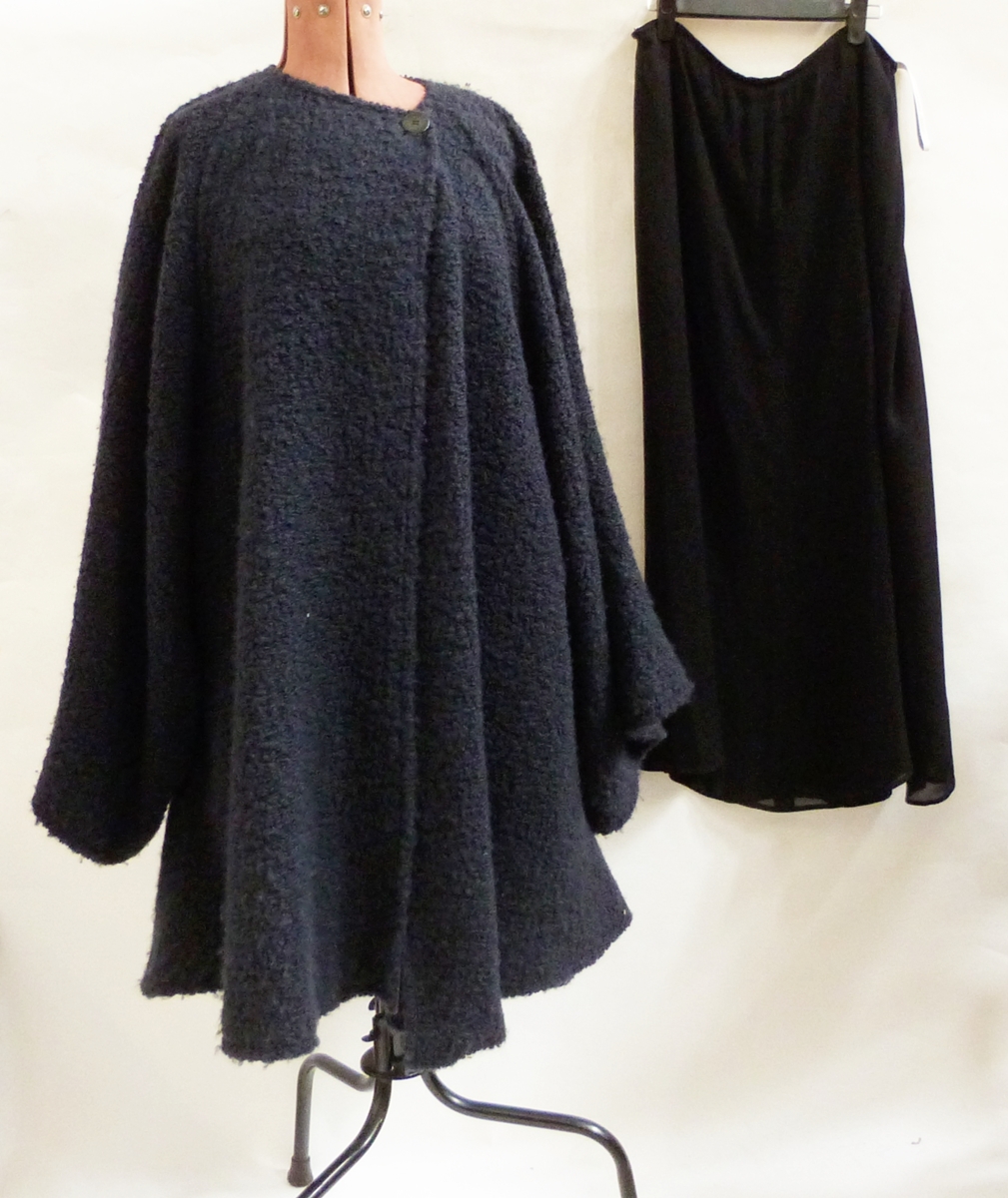 Caroline Charles wool tweed three-quarter length coat with shawl collar, - Image 2 of 3