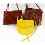 Vintage fixed-frame crocodile leather handbag,