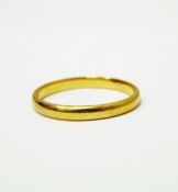 22ct gold wedding ring, approx. 2.