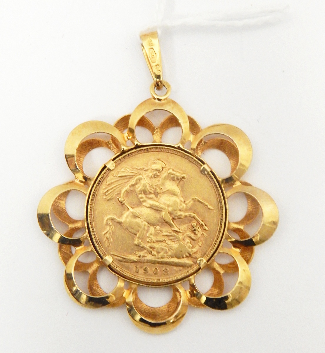 Edwardian gold full sovereign 1908 in 9ct gold pendant coin mount, total weight approx.