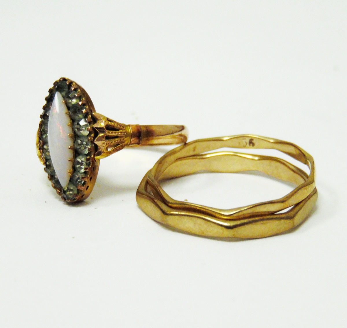 18ct gold wedding ring, 4.8g approx. - Image 2 of 2