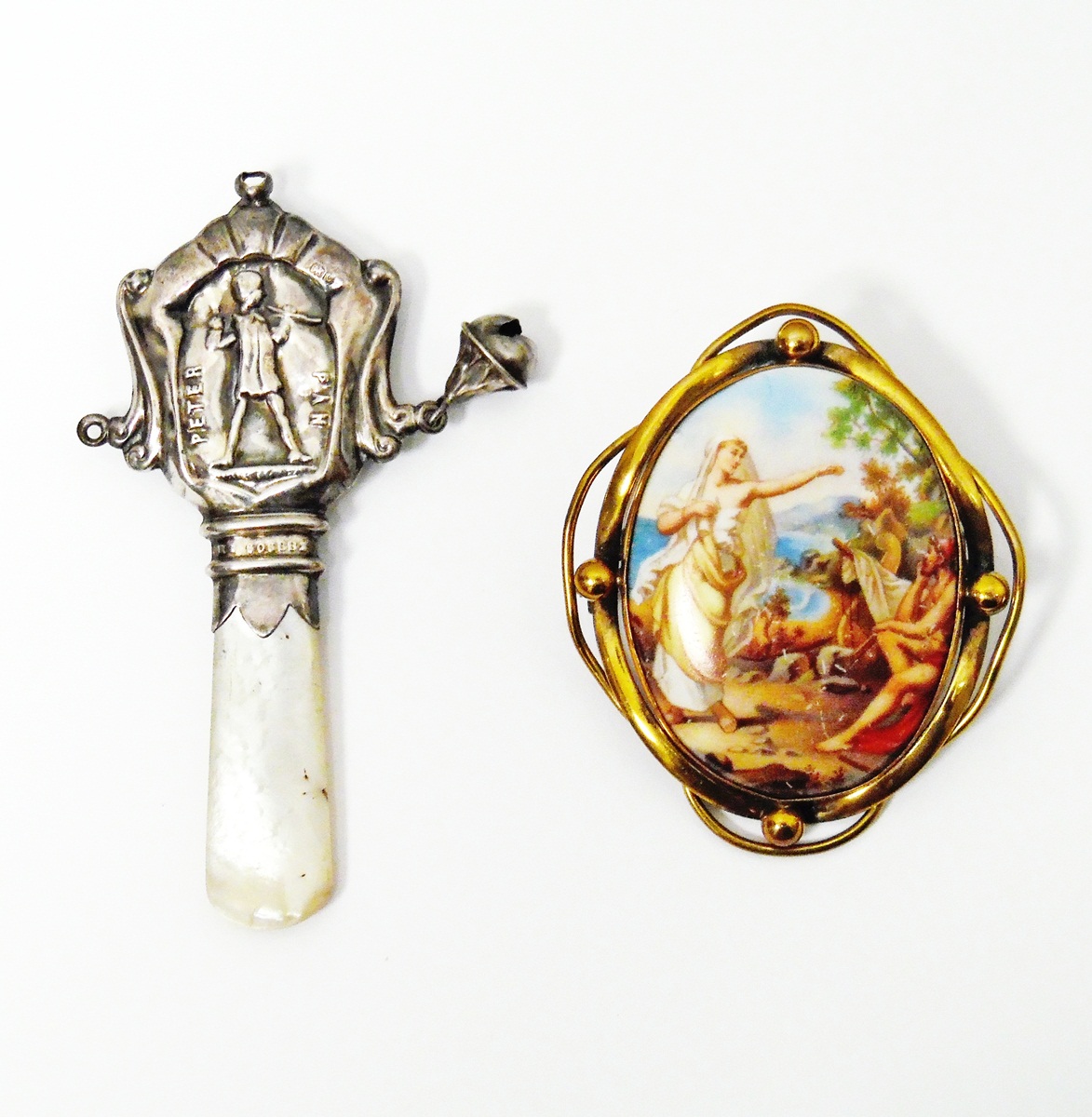 Victorian brooch with central printed porcelain oval depicting figures on a coastline, - Image 2 of 2