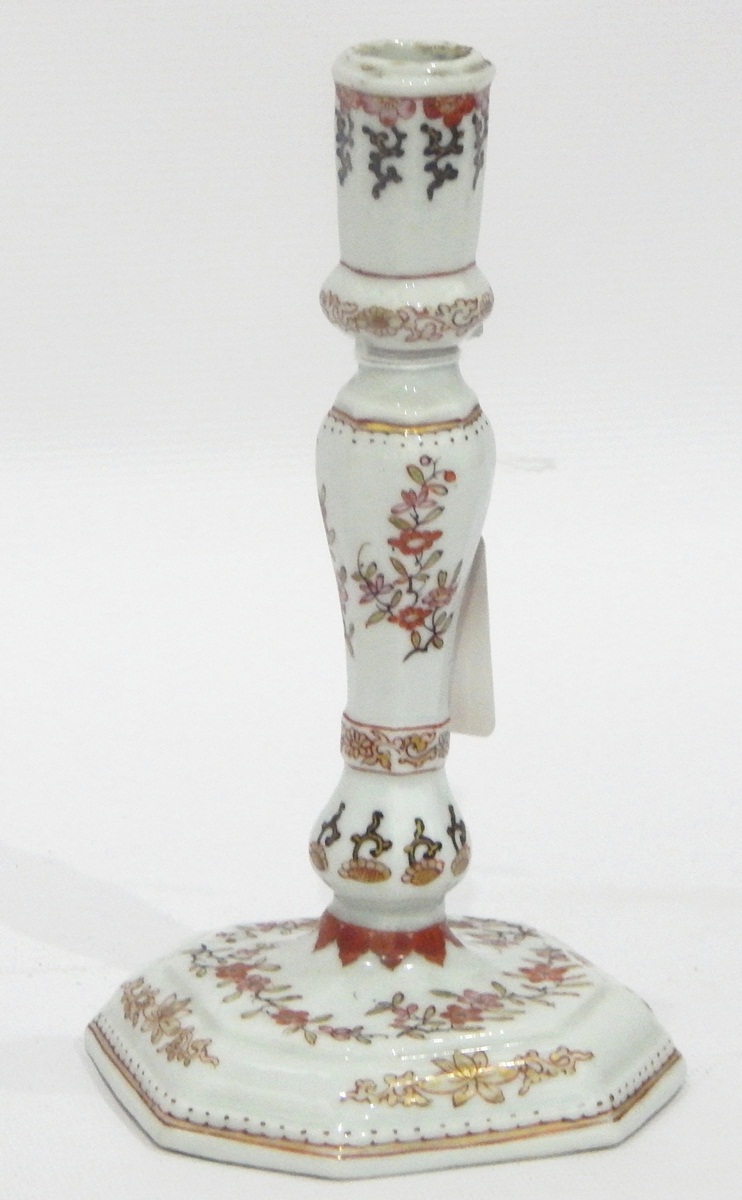 18th century-style porcelain baluster-shaped candlestick, possibly Samson, with puce, - Image 2 of 2