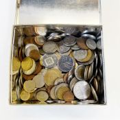 Quantity of assorted foreign coinage