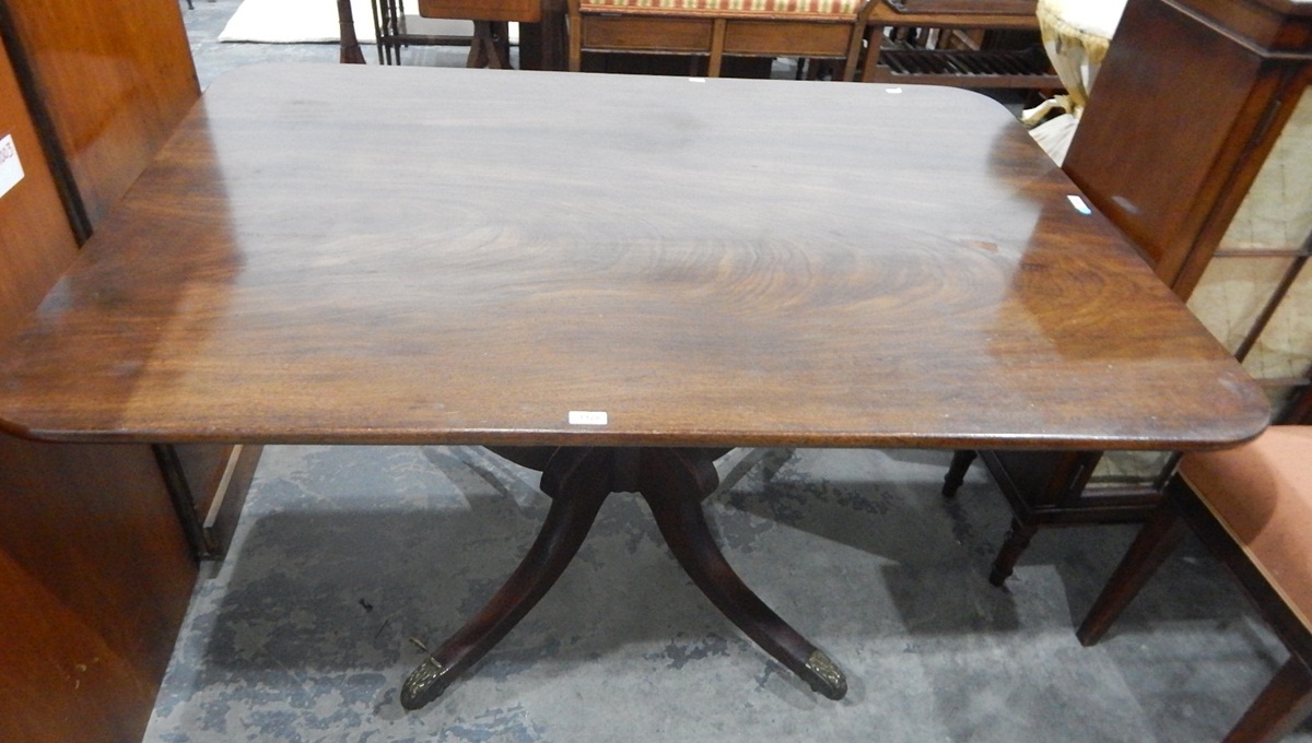 Early 19th century mahogany tilt-top breakfast table.