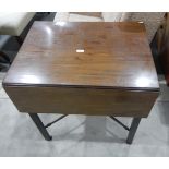 19th century mahogany Pembroke-style table fitted a drawer to frieze,